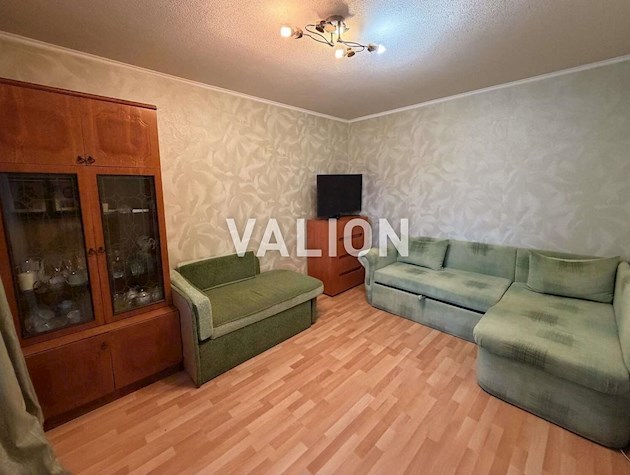Продаж 3-к квартири вул. Райдужна, 3б