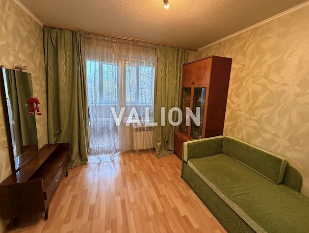 Продаж 3-к квартири вул. Райдужна, 3б