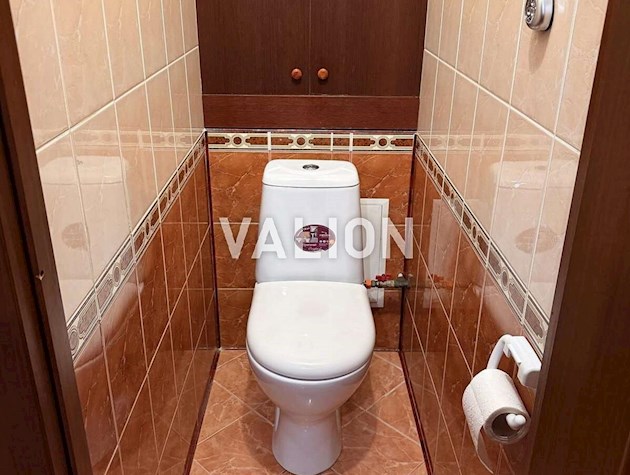 Продаж 3-к квартири вул. Райдужна, 3б