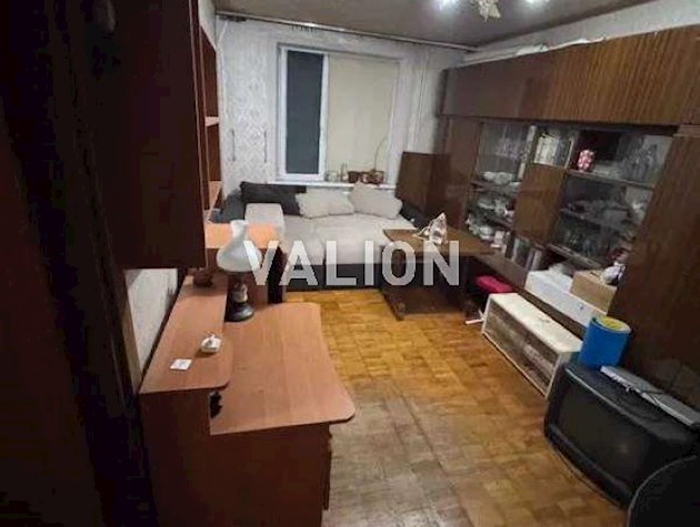 Продаж 2-к квартири вул. Кіото 13