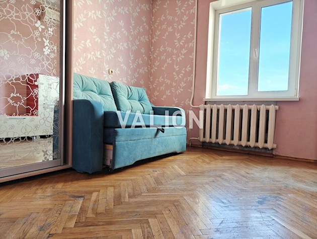 Продається 3-кімнатна квартира 77 м² по вулиці Анни Ахматової 6, Позняки