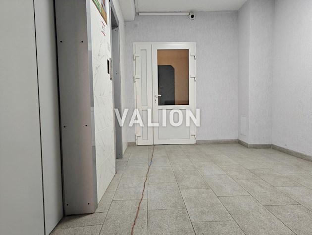 Продається 3-кімнатна квартира 77 м² по вулиці Анни Ахматової 6, Позняки