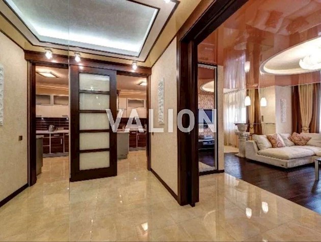 Продажа 2-к квартира ул. Верховинная 35