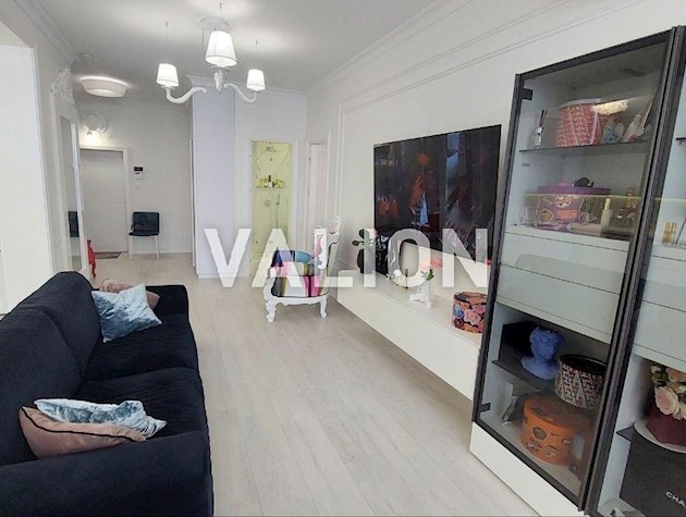 Продажа 2к квартиры 78.7 м2 на ул. Иоанна Павла II 11, Печерский район, Правый берег.