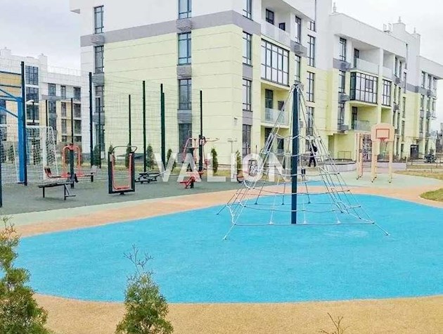 Продаж 2-к квартири вул. Богатирська 32