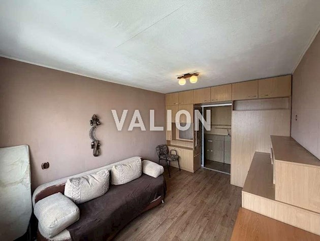 Продажа 3комнатной квартиры 68,6 кв.м . ул Булаховского 30б, Святошинский район