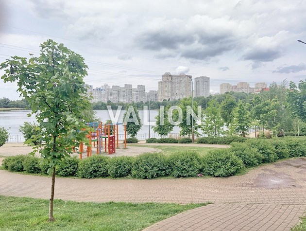 Продажа 1-комнатной квартиры в ЖК «Лебединый», ул. Ревуцкого, 40Г, Позняки, Дарницкий район