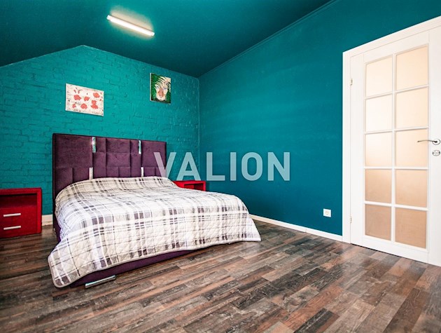 Продажа двухуровневой 3-к квартири в ЖК ROYAL HOUSE