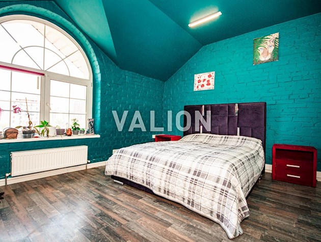 Продажа двухуровневой 3-к квартири в ЖК ROYAL HOUSE