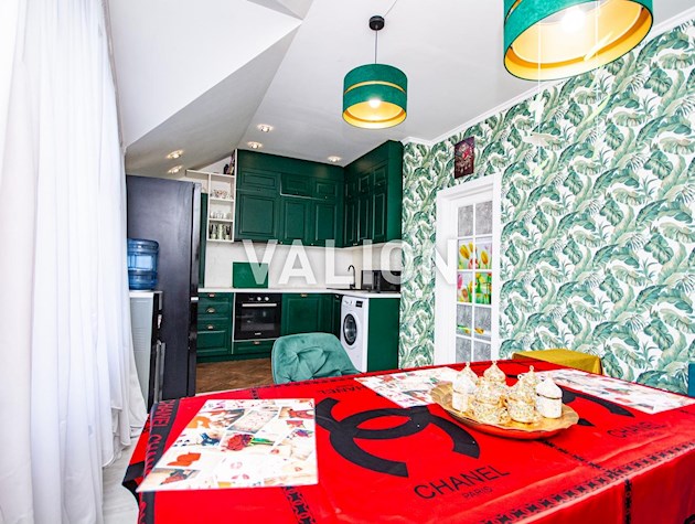 Продажа двухуровневой 3-к квартири в ЖК ROYAL HOUSE