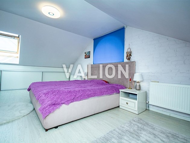Продажа двухуровневой 3-к квартири в ЖК ROYAL HOUSE