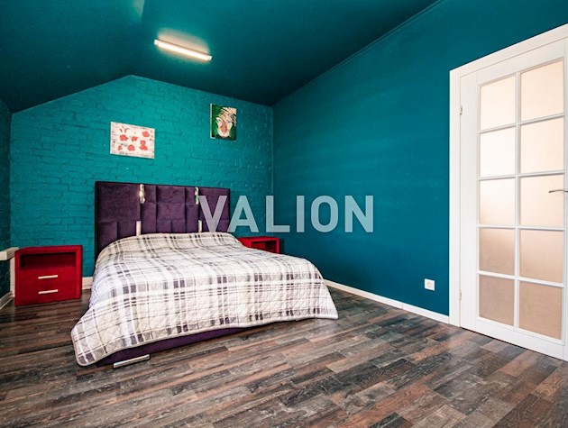Продажа двухуровневой 3-к квартири в ЖК ROYAL HOUSE