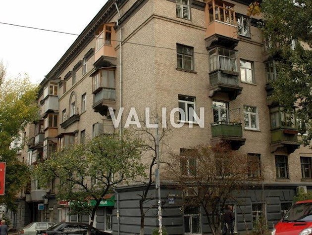Продажа 4-комнатной квартиры ул. Кирилловская 109в/1