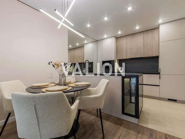 Продажа 2-к квартиры ул. Михаила Максимовича 24г