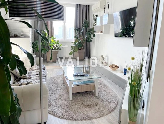 Продажа 2-к. квартиры, ЖК Сырецкий Бояр, ул. Рижская, 73Г