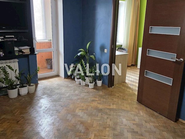 Продаж 2-к квартири просп. Леоніда Каденюка 9