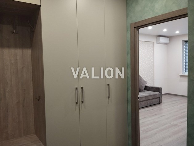 Продам 1 комнатную квартиру 49.5 м2 ЖК Харьковский, ул. Харьковское шоссе, 190, Дарницкий район.