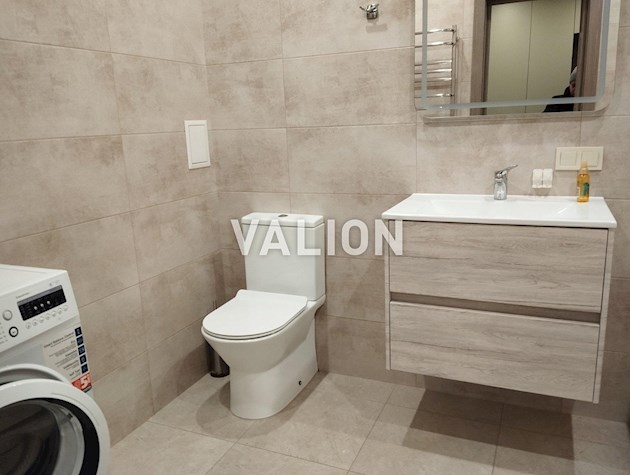 Продам 1 комнатную квартиру 49.5 м2 ЖК Харьковский, ул. Харьковское шоссе, 190, Дарницкий район.