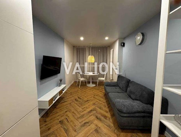Продажа 1-к квартиры ул. Нижнеключевая 14