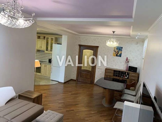 Продажа 3-к квартиры + 2 паркоместа ул. Голосеевская 13a