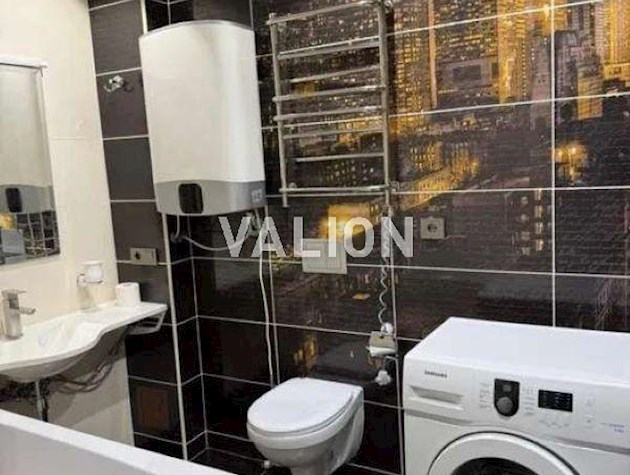 Продам 1 комнатную квартиру в ЖК «Жемчужина Кадетского Гая» с дизайнерским ремонтом по ул. Эрнста, 16в