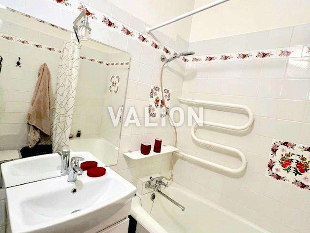 Продажа 2-к квартиры ул. Лондонский 10