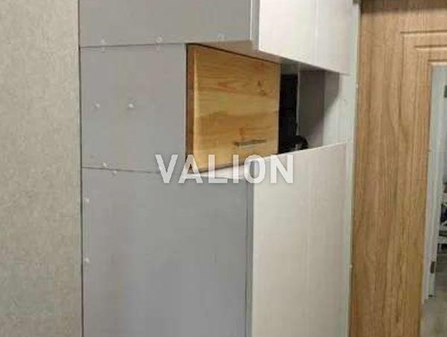 Продаж 1-к квартири вул. Вишняківська 4