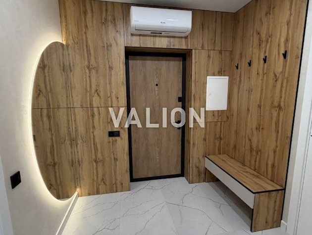 Продаж 1к квартири в ЖК Варшавський-3, Олександра Олеся 27