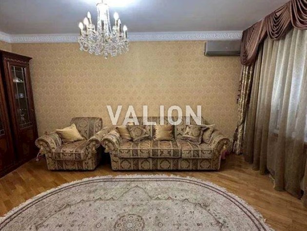 Продажа 3-к квартиры ул. Елены Пчелки 2б
