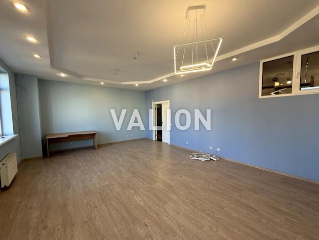Продам 4-кімн.140м2 вул. Антоновича 72