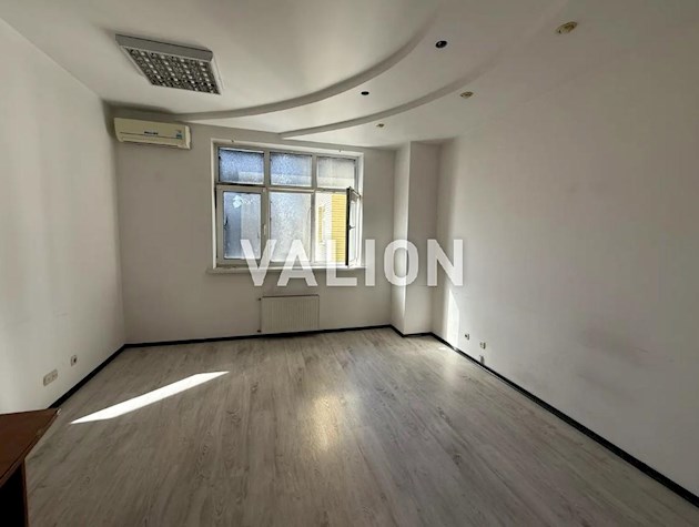 Продам 4-кімн.140м2 вул. Антоновича 72