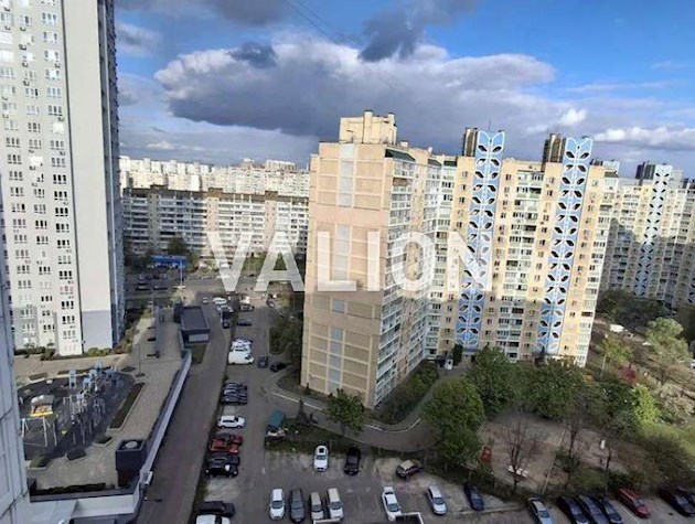 ​Продажа 2-к квартира ул. Михаила Драгоманова 12а