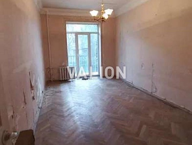 Продаж 2-к квартири вул. Білоруська 3