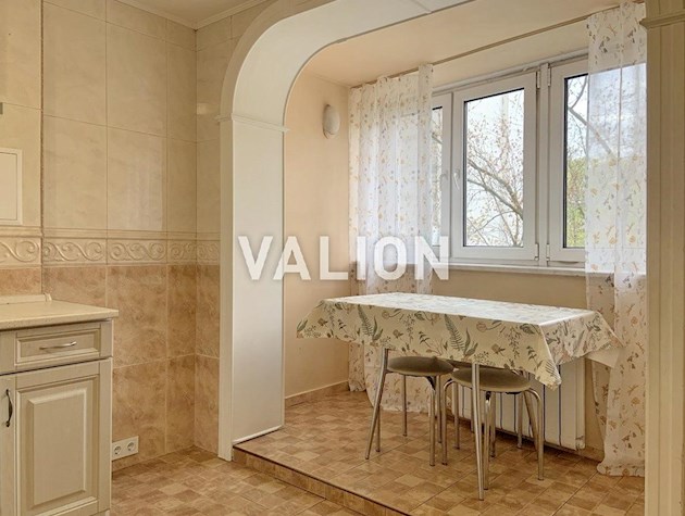 Продаж 1к квартири вул. Малишка, 37 Дніпровський р-н метро Чернігівська, без комісії