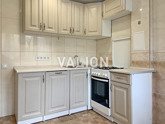 Продаж 1к квартири вул. Малишка, 37 Дніпровський р-н метро Чернігівська, без комісії