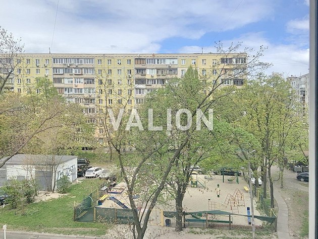 Продаж 1к квартири вул. Малишка, 37 Дніпровський р-н метро Чернігівська, без комісії
