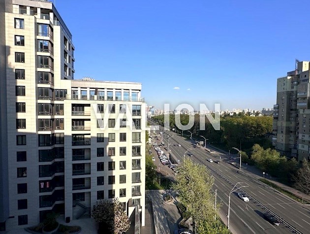 Продаж 2к + кухня-вітальня в ЖК Крістал Парк Тауер, без %