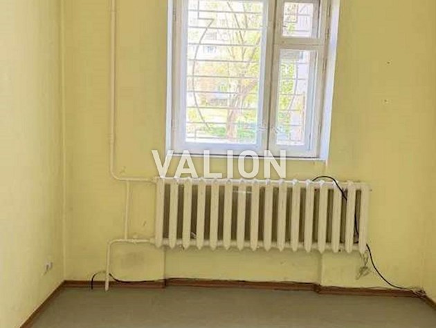 Продажа 4-комнатной квартиры ул. Тулузы 11