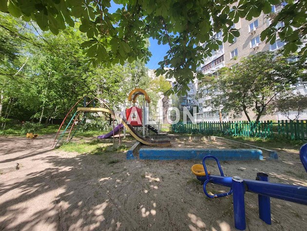 Продажа 1- ой квартиры 30м2. район Ветряные горы, Байды-Вишневецкого 3( бывшая Осиповского 3)