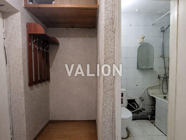 Продажа 1- ой квартиры 30м2. район Ветряные горы, Байды-Вишневецкого 3( бывшая Осиповского 3)
