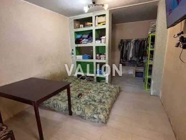 Продаж 3-к квартири просп. Академіка Корольова 12г