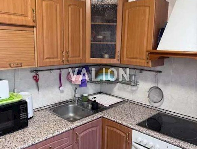 Продаж 3-к квартири вул. Зболбунівська 11