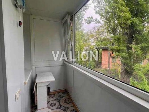 Продаж 2-к квартири вул. Миколи Амосова 7