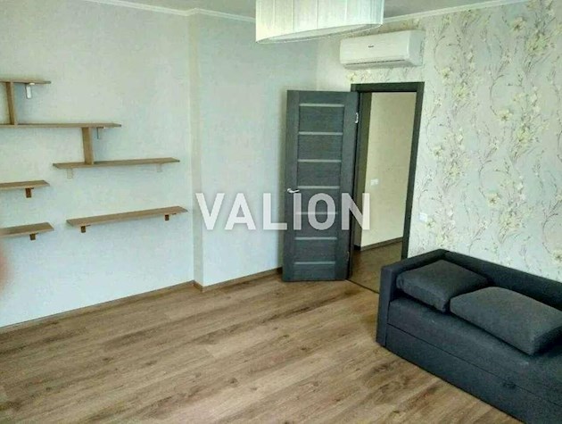Продается укомплектованная 2-х комнатная квартира (82м²) ул. Анны Ахматовой, 30