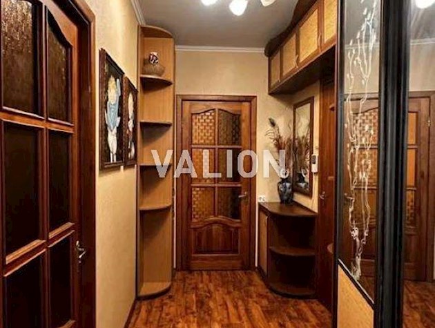 Продаж 2-к квартири вулиця Лятошинського 14
