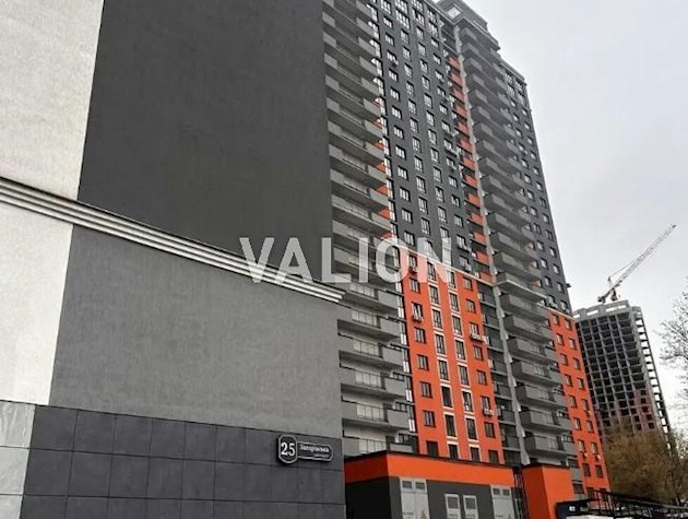 Продам 2-уровневый пентхаус в новом доме ул.Загоровская 25 ЖК Баггоутовский