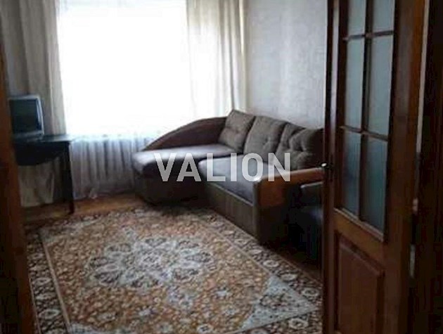 Продам 3-комнатную квартиру в центре ул. Антоновича 88