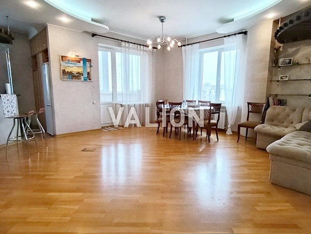 Продажа 4-комнатной квартиры ул. Срибнокильская 14а