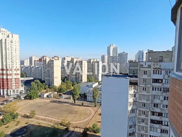 Продажа 4-комнатной квартиры ул. Срибнокильская 14а