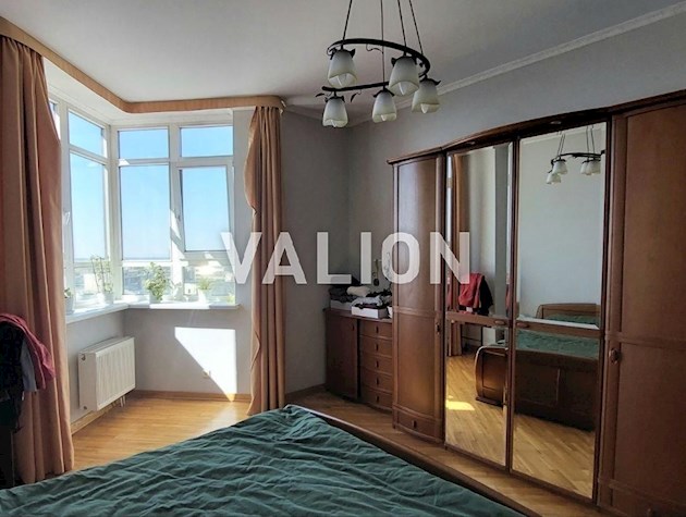 Продажа уютной 3К квартиры по ул. Бульварно-Кудрявская, 11А, Шевченковский район, Центр, Правый берег.